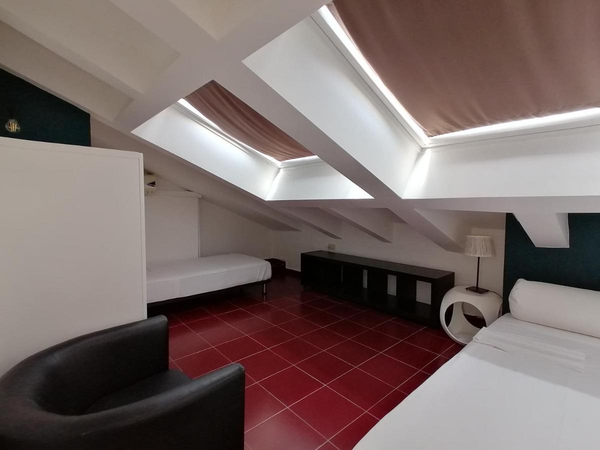 Apartamento Mercanti Attic Version Milán Exterior foto