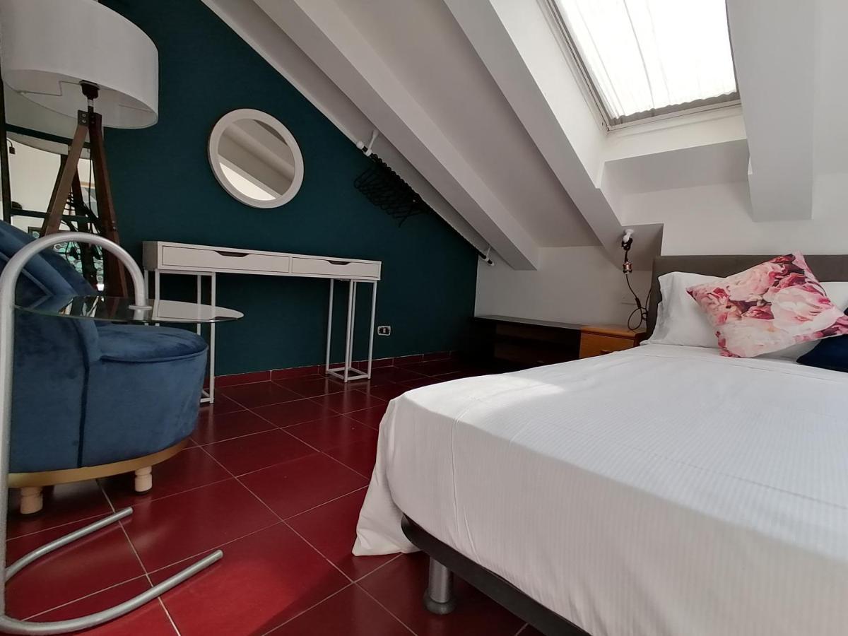 Apartamento Mercanti Attic Version Milán Exterior foto
