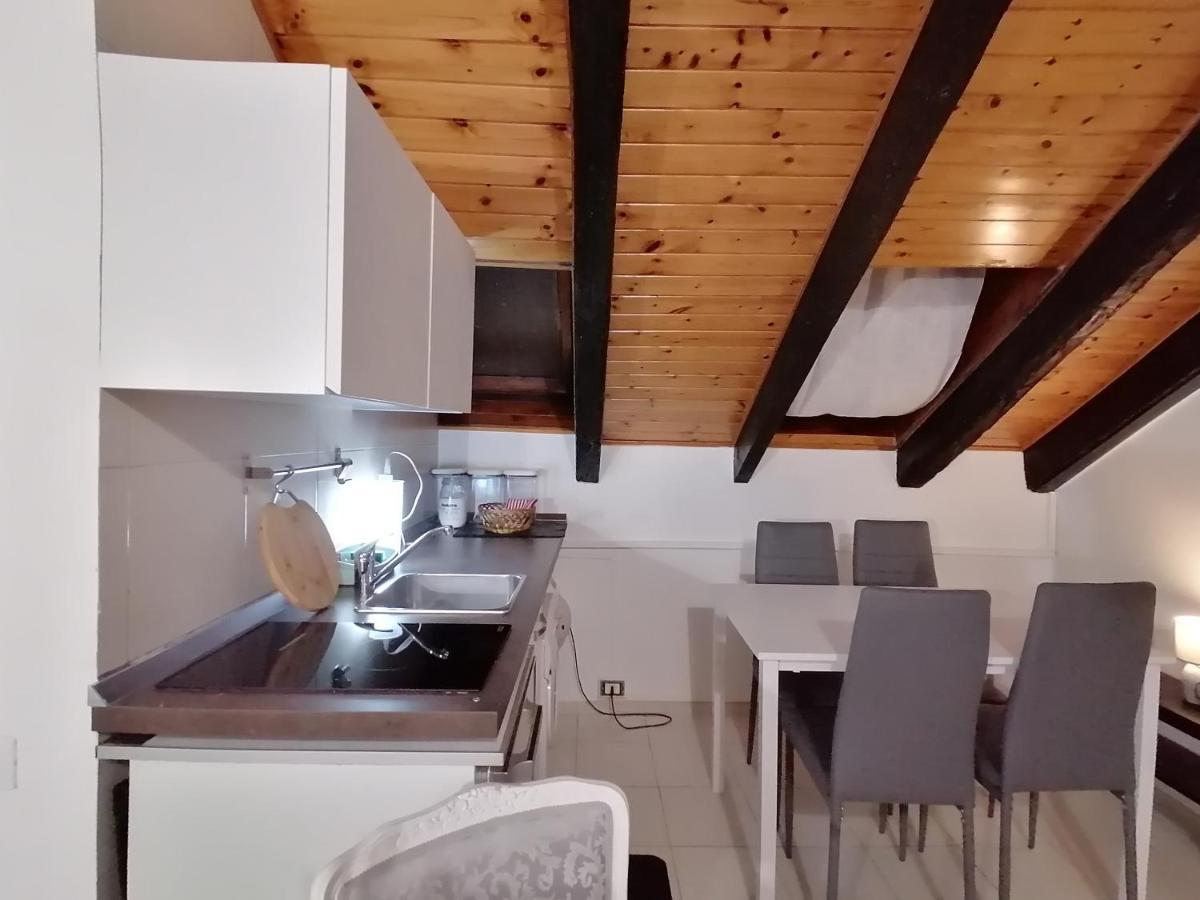 Apartamento Mercanti Attic Version Milán Exterior foto
